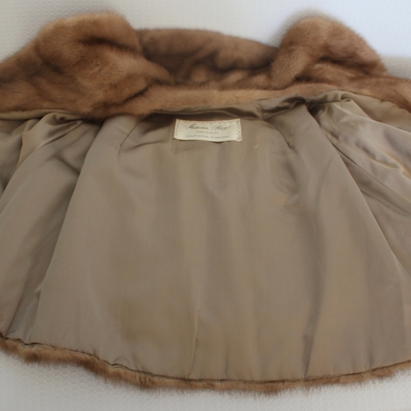 Vintage Autumn Haze Rare Quality EMBA Capelet - Picture 7 of 11